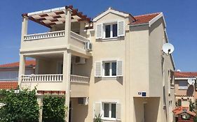 Apartment Vucica Sevid